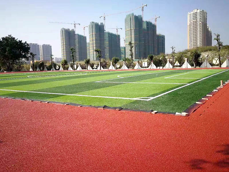 塑膠跑道怎么現(xiàn)場(chǎng)檢測(cè)報(bào)告？